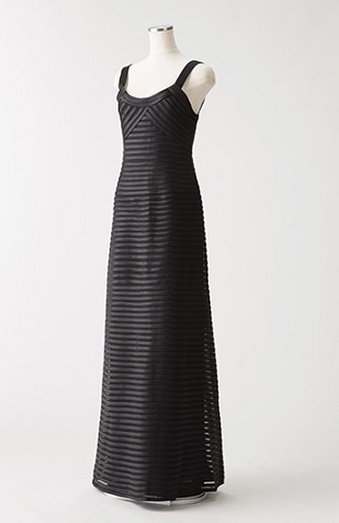 BCBGMAXAZRIA（ビーシービージーマックスアズリア）ブラックマキシ丈ドレス