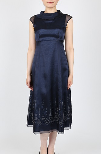 Mariko Kohga裾のデザインが可愛いネイビーの襟付きドレス