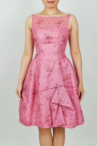 Wacoal（ワコール）ピンク色ボリュームバルーンドレス